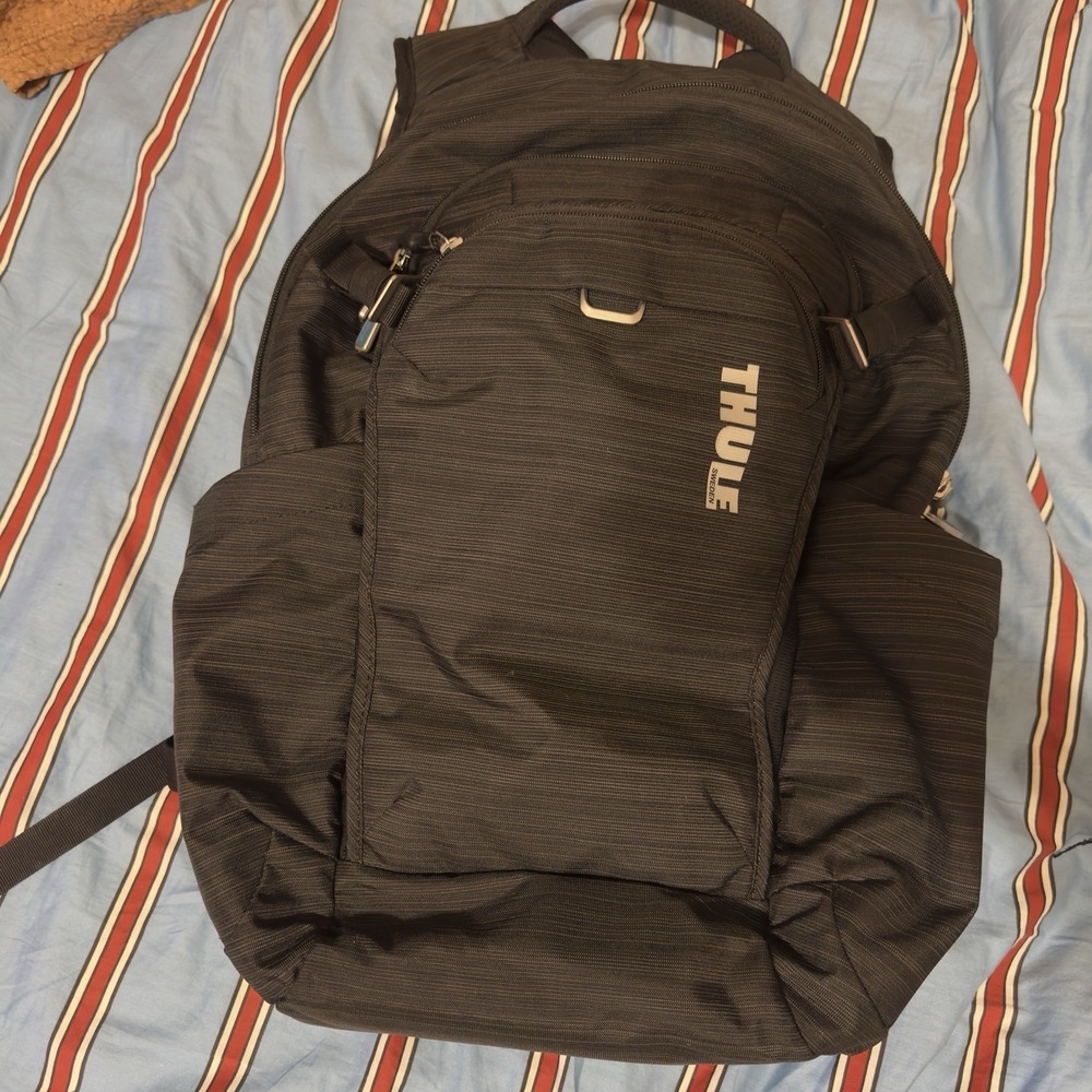 Thule Backpack Black Casual Everyday Travel